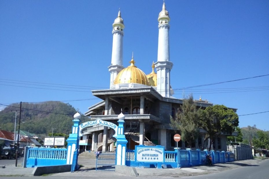 masjid al ghuraba nusa tenggara timur
